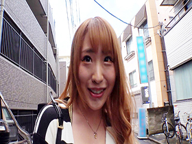 夢を掴むため九州から上京してきたスタイル抜群グラドル志望のG-cupパイパン美女に生中出し！ せな　サンプル画像13